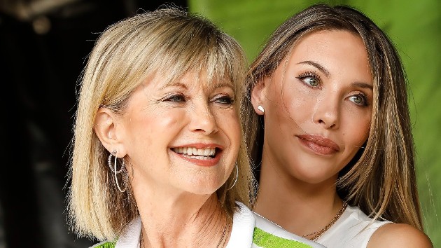 Olivia Newton-John’s daughter pays tribute to her mom: “My life giver, my teacher”