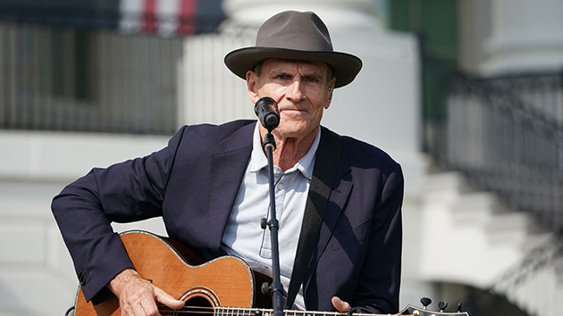 James Taylor celebrates Inflation Reduction Act’s passage at White House