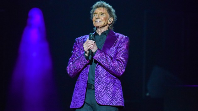 Barry Manilow cancels Las Vegas Christmas show debut due to heart condition